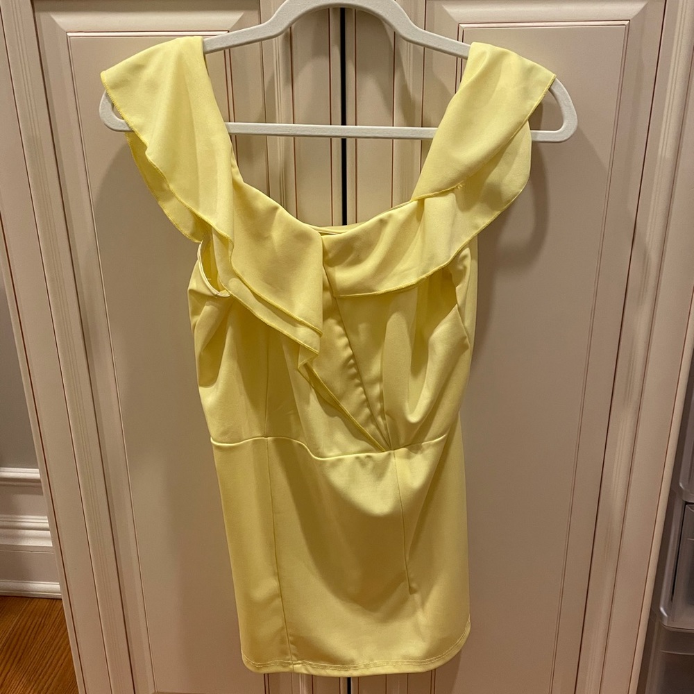 Yellow Top 🌻